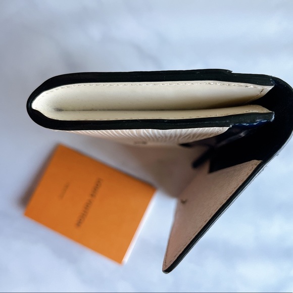 Louis Vuitton long Epi leather bifold wallet blue and white ✨ - Picture 5 of 16